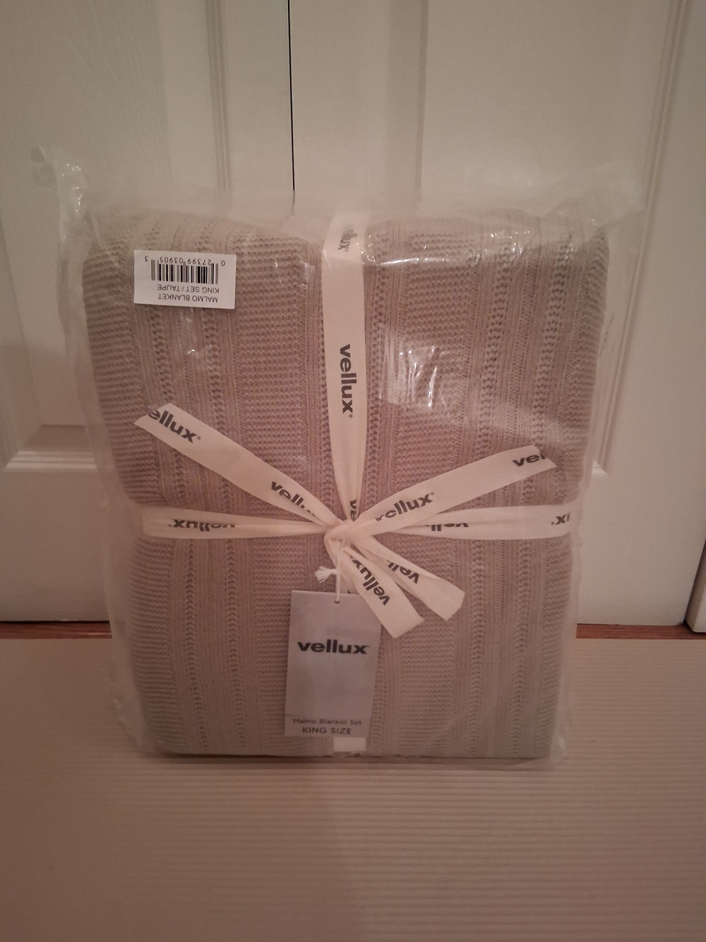 Vellux King Size Knit Blanket